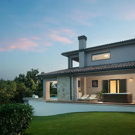 Arsia Villa *